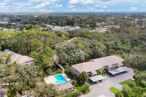 Condo in Sarasota, Florida, 2 bedrooms  № 2108308