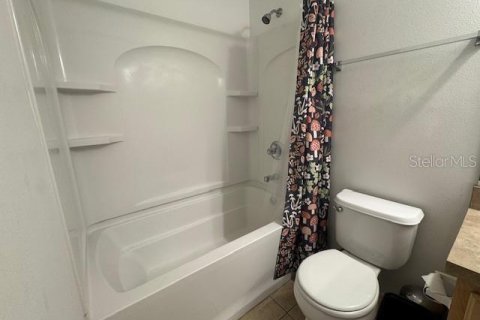 Adosado en alquiler en Kissimmee, Florida, 3 dormitorios, 154.78 m2 № 1777269 - foto 25