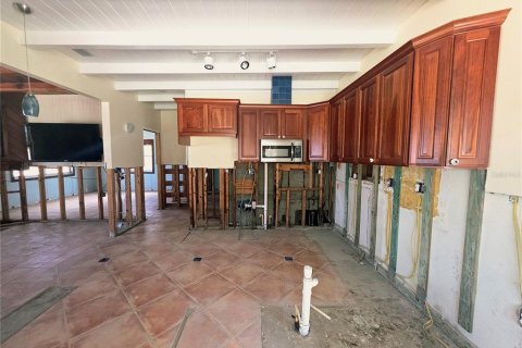 House in Englewood, Florida 2 bedrooms, 113.53 sq.m. № 1541766 - photo 9
