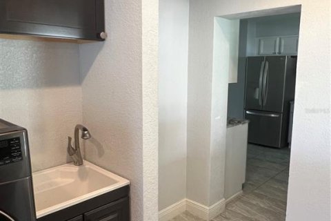 House in Tampa, Florida 3 bedrooms, 123.93 sq.m. № 1857866 - photo 18