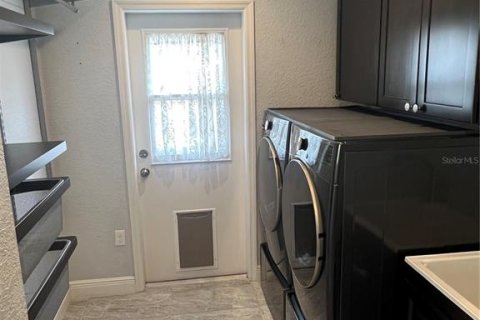 House in Tampa, Florida 3 bedrooms, 123.93 sq.m. № 1857866 - photo 19