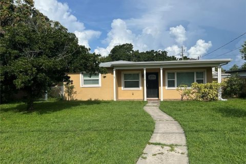 House in Tampa, Florida 3 bedrooms, 123.93 sq.m. № 1857866 - photo 2