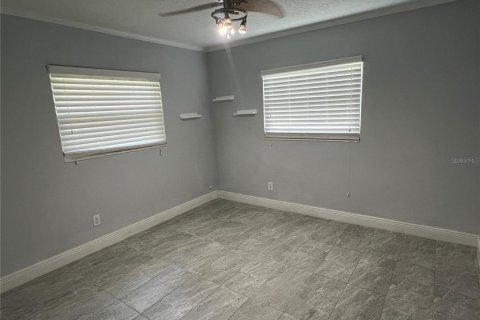 House in Tampa, Florida 3 bedrooms, 123.93 sq.m. № 1857866 - photo 17