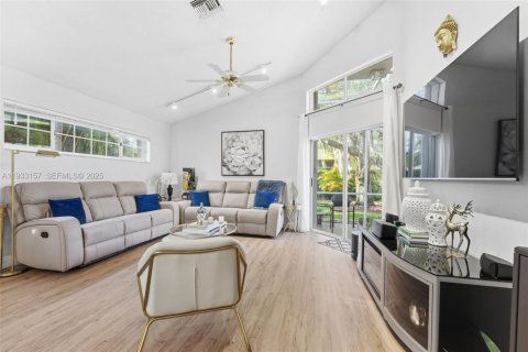 Купить виллу или дом в Уэстон, Флорида 4 спальни, 215.9м2, № 1992092 - фото 10