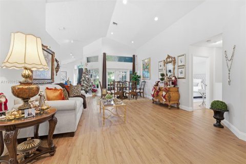 Купить виллу или дом в Уэстон, Флорида 4 спальни, 215.9м2, № 1992092 - фото 4