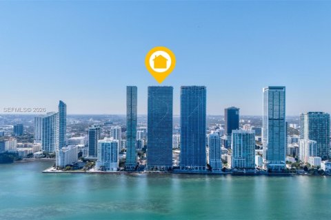 Condominio en alquiler en Miami, Florida, 1 dormitorio, 100.8 m2 № 2020274 - foto 22