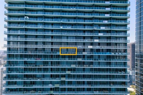 Condominio en alquiler en Miami, Florida, 1 dormitorio, 100.8 m2 № 2020274 - foto 26