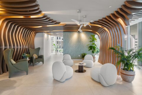 Condominio en alquiler en Miami, Florida, 1 dormitorio, 100.8 m2 № 2020274 - foto 25