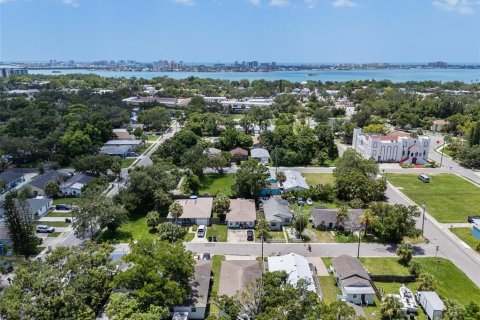 Duplex in Clearwater, Florida 4 bedrooms, 115.94 sq.m. № 1870568 - photo 27