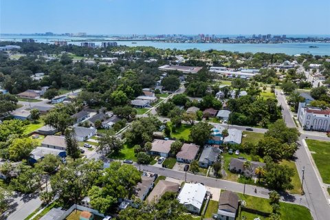 Duplex in Clearwater, Florida 4 bedrooms, 115.94 sq.m. № 1870568 - photo 28