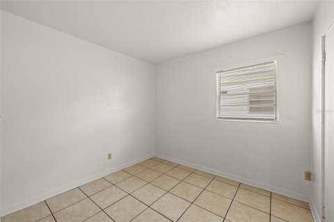 Duplex in Clearwater, Florida 4 bedrooms, 115.94 sq.m. № 1870568 - photo 16
