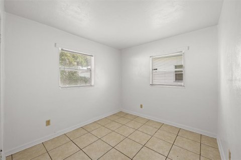Duplex in Clearwater, Florida 4 bedrooms, 115.94 sq.m. № 1870568 - photo 14