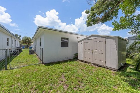 Duplex in Clearwater, Florida 4 bedrooms, 115.94 sq.m. № 1870568 - photo 19