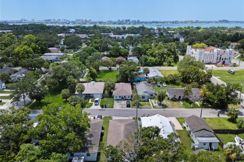 Duplex in Clearwater, Florida 4 bedrooms, 115.94 sq.m. № 1870568 - photo 30