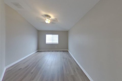 Casa en alquiler en Plant City, Florida, 4 dormitorios, 143.44 m2 № 1911046 - foto 7
