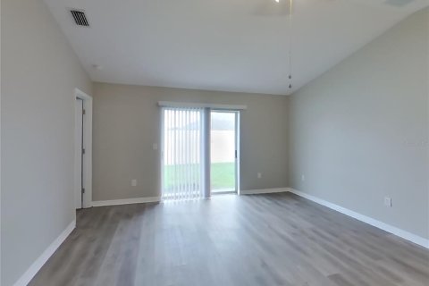 Villa ou maison à louer à Plant City, Floride: 4 chambres, 143.44 m2 № 1911046 - photo 3