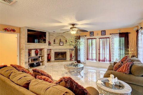 House in Punta Gorda, Florida 4 bedrooms, 431.16 sq.m. № 1907030 - photo 20