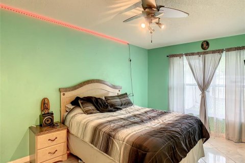 House in Punta Gorda, Florida 4 bedrooms, 431.16 sq.m. № 1907030 - photo 23