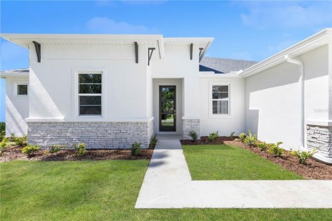 House in North Port, Florida 4 bedrooms, 214.23 sq.m. № 1866443 - photo 3