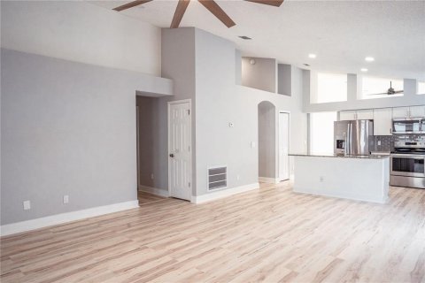 Villa ou maison à vendre à Orlando, Floride: 4 chambres, 177.54 m2 № 1529884 - photo 8