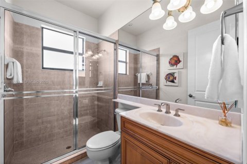 House in Cape Coral, Florida 3 bedrooms, 258.36 sq.m. № 2049752 - photo 29