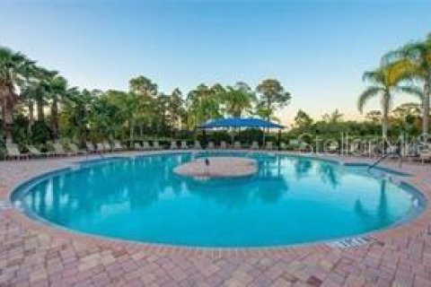 Villa ou maison à vendre à North Port, Floride: 2 chambres, 131.18 m2 № 1603061 - photo 29