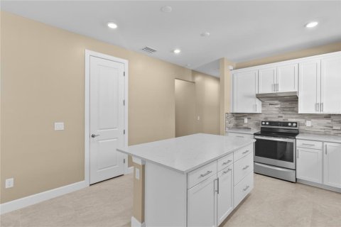 Villa ou maison à vendre à North Port, Floride: 2 chambres, 131.18 m2 № 1603061 - photo 11