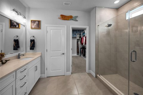 Townhouse in Sarasota, Florida 3 bedrooms, 195.84 sq.m. № 2201750 - photo 25
