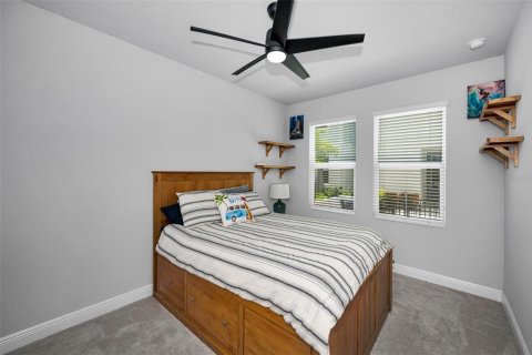 Townhouse in Sarasota, Florida 3 bedrooms, 195.84 sq.m. № 2201750 - photo 14
