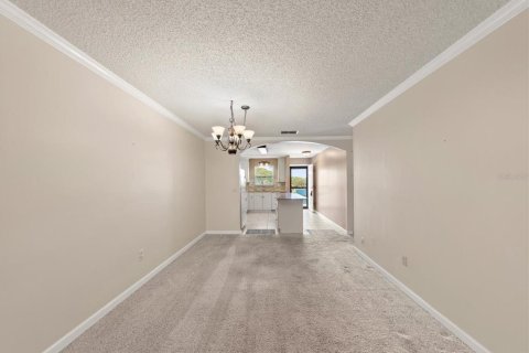 Condo in Saint Petersburg, Florida, 2 bedrooms № 2122634 - photo 14