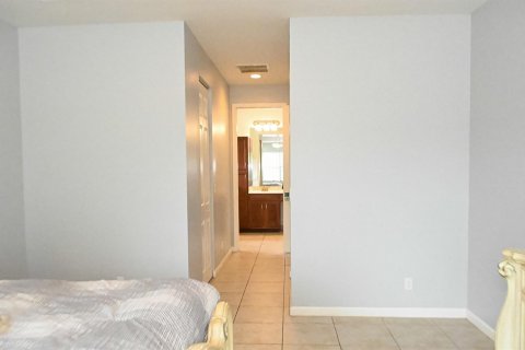 Villa ou maison à vendre à Port St. Lucie, Floride: 3 chambres, 206.71 m2 № 2178560 - photo 21