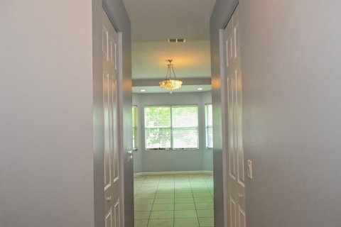 Villa ou maison à vendre à Port St. Lucie, Floride: 3 chambres, 206.71 m2 № 2178560 - photo 20