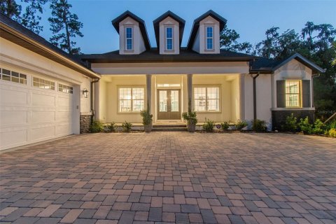 House in Brooksville, Florida 3 bedrooms, 286.79 sq.m. № 2108833 - photo 4