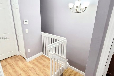 Touwnhouse à louer à Homestead, Floride: 4 chambres, 143.44 m2 № 1994996 - photo 11