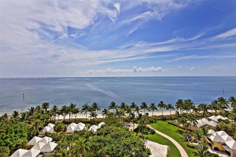 Condo in Key Biscayne, Florida, 4 bedrooms  № 1941844 - photo 1