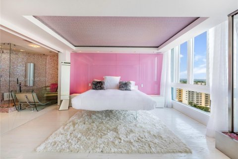 Condo in Key Biscayne, Florida, 4 bedrooms  № 1941844 - photo 14