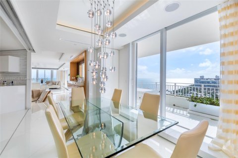 Condo in Key Biscayne, Florida, 4 bedrooms  № 1941844 - photo 10