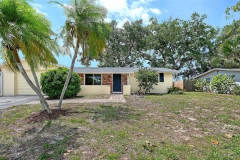 Villa ou maison à Sarasota, Floride 3 chambres, 148.64 m2 № 2116763