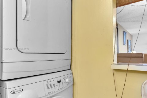 Купить кондоминиум в Авентура, Флорида 2 спальни, 106.28м2, № 2009298 - фото 16