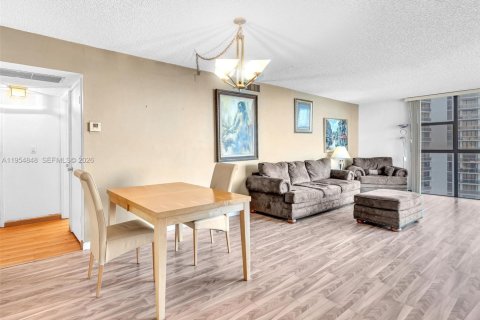 Купить кондоминиум в Авентура, Флорида 2 спальни, 106.28м2, № 2009298 - фото 19