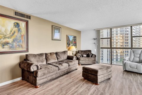 Купить кондоминиум в Авентура, Флорида 2 спальни, 106.28м2, № 2009298 - фото 23