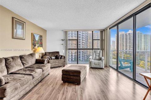 Купить кондоминиум в Авентура, Флорида 2 спальни, 106.28м2, № 2009298 - фото 2