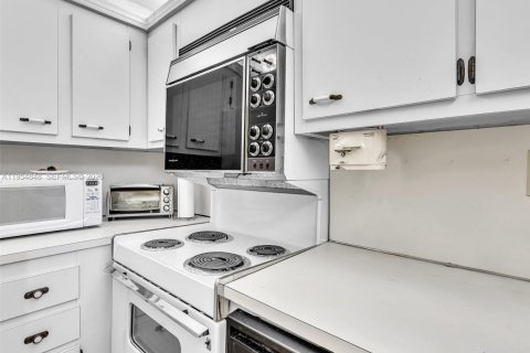 Купить кондоминиум в Авентура, Флорида 2 спальни, 106.28м2, № 2009298 - фото 14