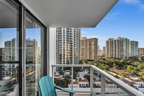 Купить кондоминиум в Авентура, Флорида 2 спальни, 106.28м2, № 2009298 - фото 3