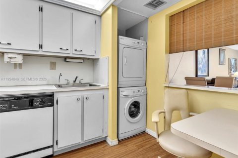 Купить кондоминиум в Авентура, Флорида 2 спальни, 106.28м2, № 2009298 - фото 17