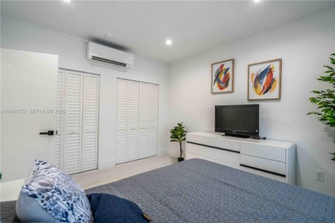 Apartment in Miami Beach, Florida 2 bedrooms № 2000930 - photo 14