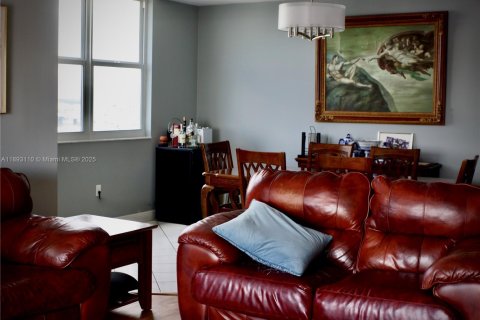 Copropriété à louer à Sunny Isles Beach, Floride: 3 chambres, 145.86 m2 № 1945824 - photo 30