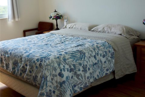 Copropriété à louer à Sunny Isles Beach, Floride: 3 chambres, 145.86 m2 № 1945824 - photo 3