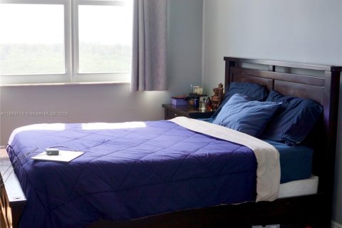 Copropriété à louer à Sunny Isles Beach, Floride: 3 chambres, 145.86 m2 № 1945824 - photo 17