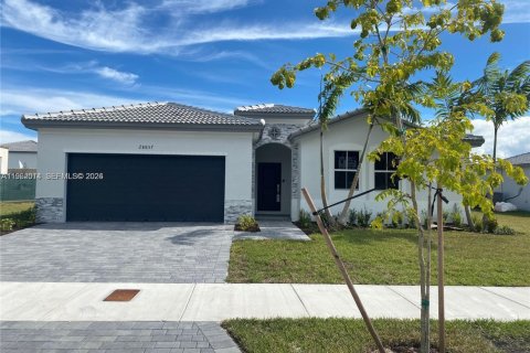 House in Homestead, Florida 4 bedrooms, 204.29 sq.m. № 2024800 - photo 2